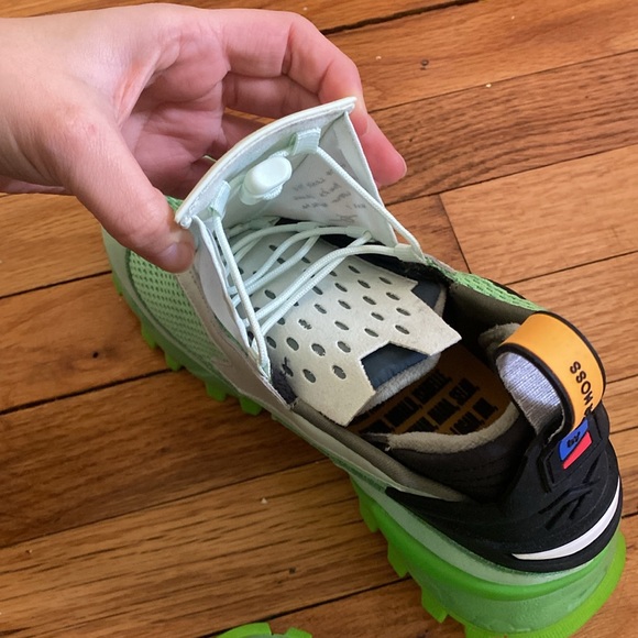 PYER MOSS X REEBOK Experiment 4 Trail Fury - Unisex Sneakers - Picture 6 of 8